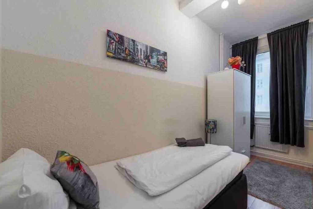 Big Fancy Center Appartement Berlijn